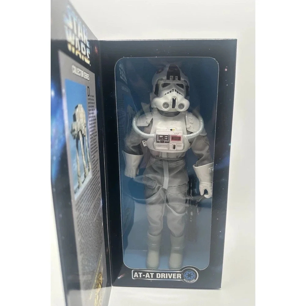 1997 KENNER STAR WARS COLLECTOR SERIES AT-AT DRIVER 12
